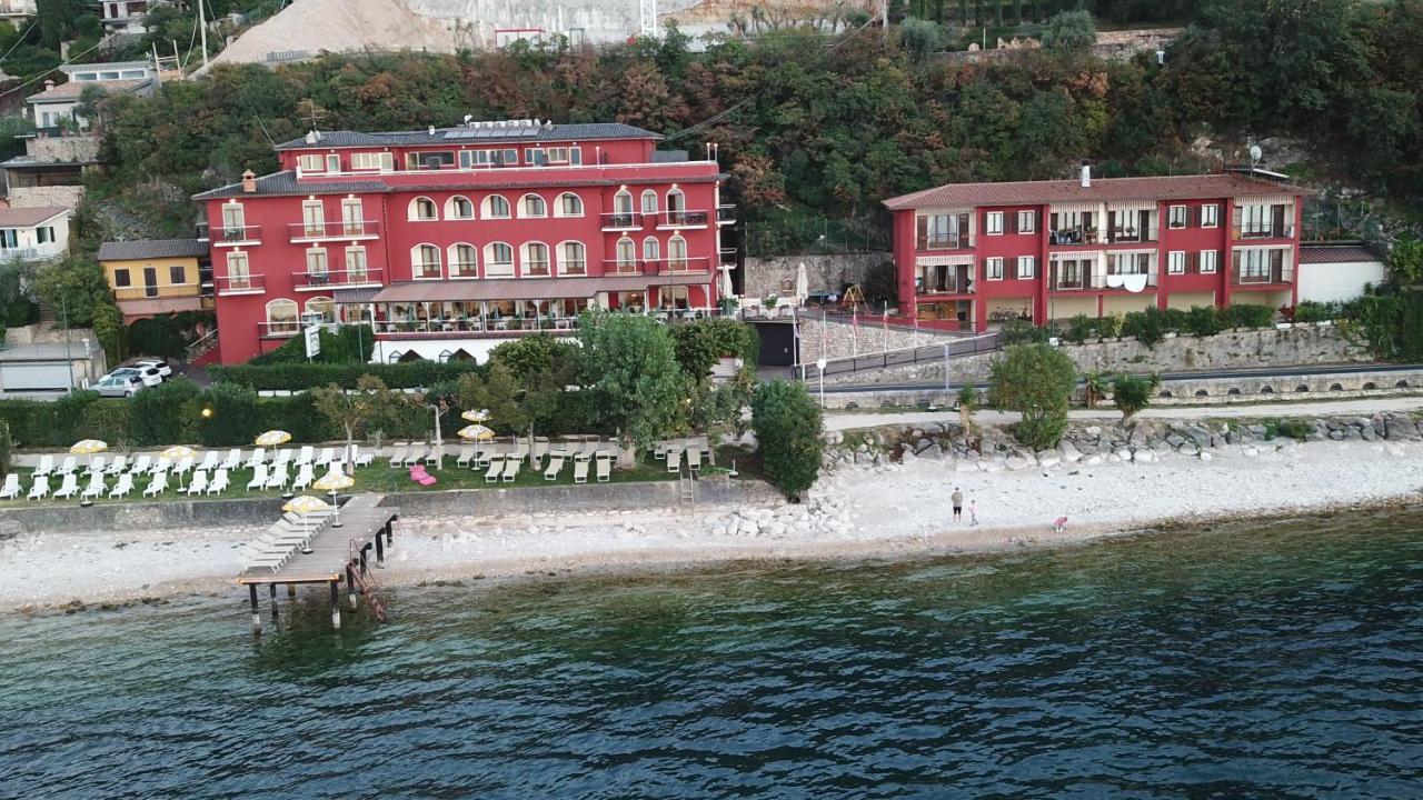 Hotel Merano Brenzone sul Garda Exteriör bild